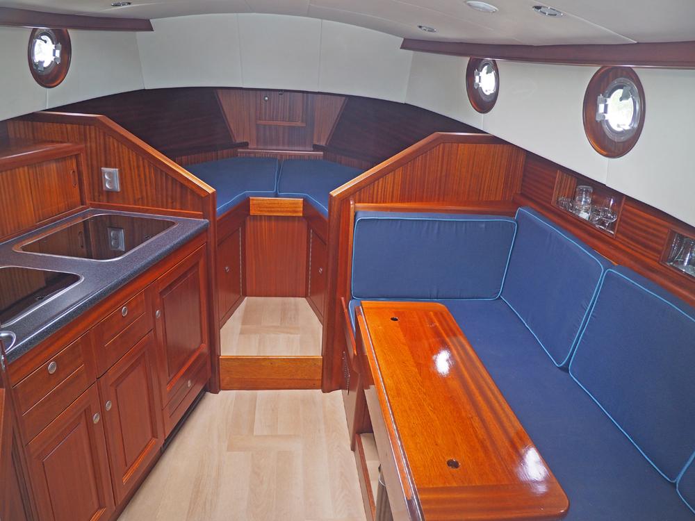 Vorschiff, Innenausstattung